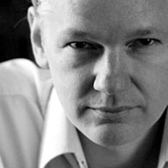 https://consortiumnews.com/wp-content/uploads/2011/12/assange_face0.jpg