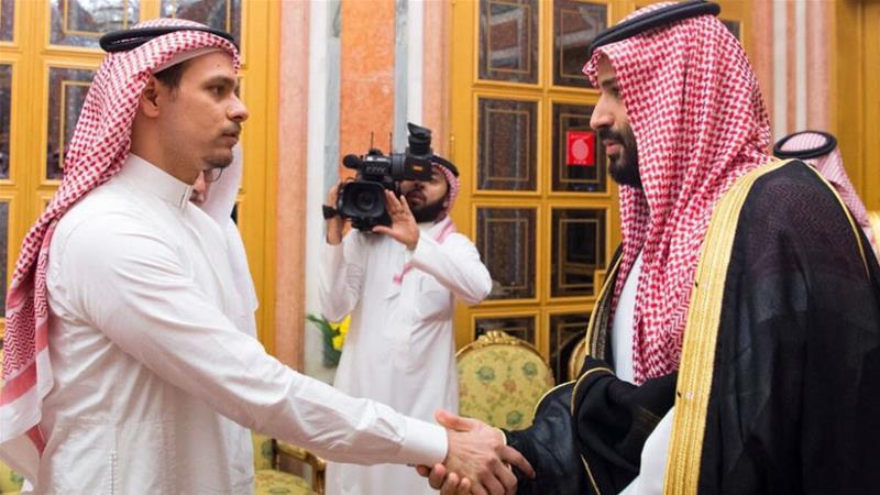Salah Khashoggi shakes hands with Crown Prince Mohammed bin Salman after being 'invited' to receive condolences [Courtesy: Saudi Press Agency]