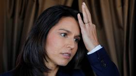 Tulsi Gabbard would drop charges against Assange & Snowden