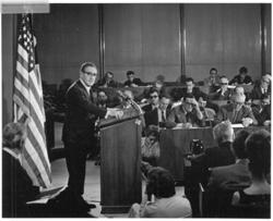 https://nsarchive.gwu.edu/sites/default/files/thumbnails/image/kissinger-at-one-of-his-first-press-conferences-12-october-1973.jpg