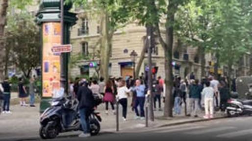 Parisians defy Covid-19 lockdown with outdoor DANCE PARTY that prompts police raid (VIDEOS)