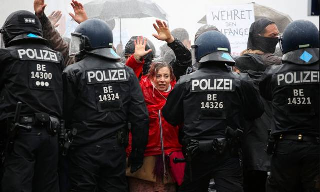 https://off-guardian.org/wp-content/medialibrary/covid-protests-berlin-2020.jpg?x91011